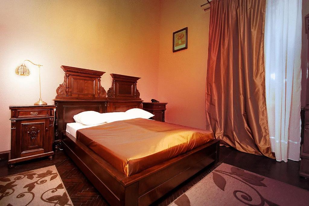 Hotel Poesis Satu Mare Exterior foto